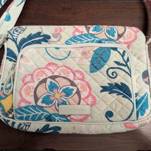 Vera Bradley Mint Flowers Hipster Crossbody Bag & Accordion Wristlet - Picture 2 of 16